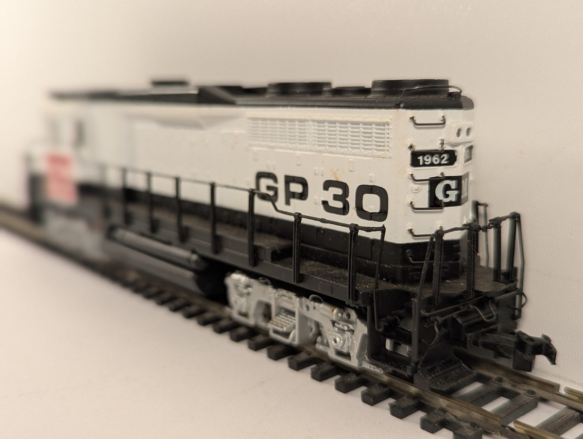 Bachmann Spectrum HO Gauge GP-30 Diesel Locomotive 1962 EMD Demo 41-0820-L7
