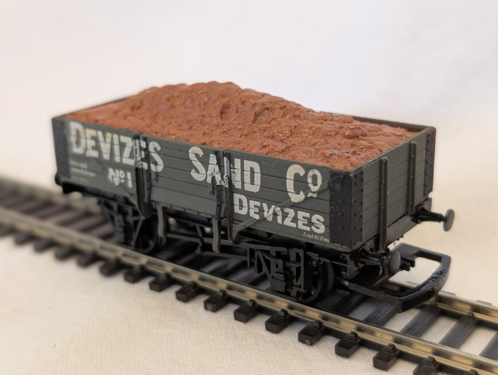 Airfix OO Gauge Devizes Sand Co 5 Plank Wagon Open Wagon 1 Devizes