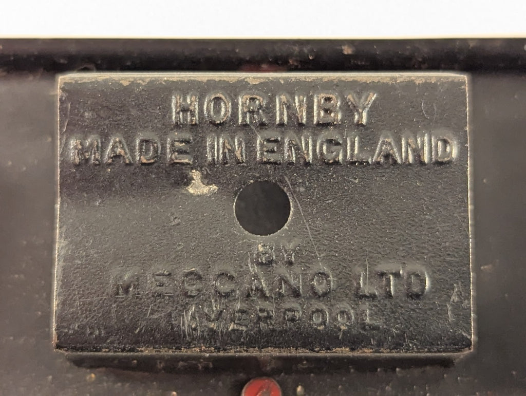 Hornby OO Gauge Passenger Coach LMS Maroon