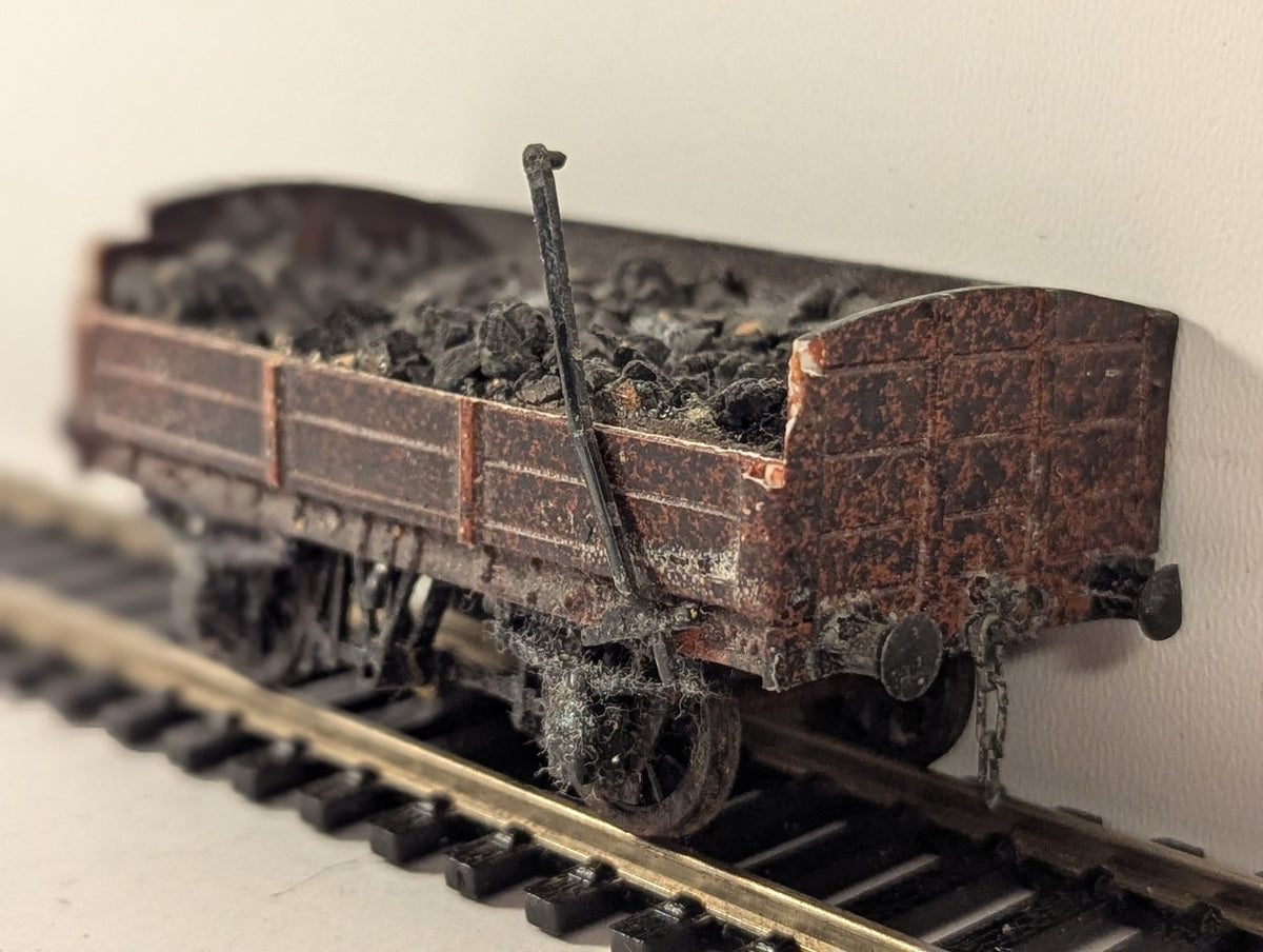 OO Gauge LMS 5-Plank Loco Coal Wagon Goods Wagon LMS Weathered