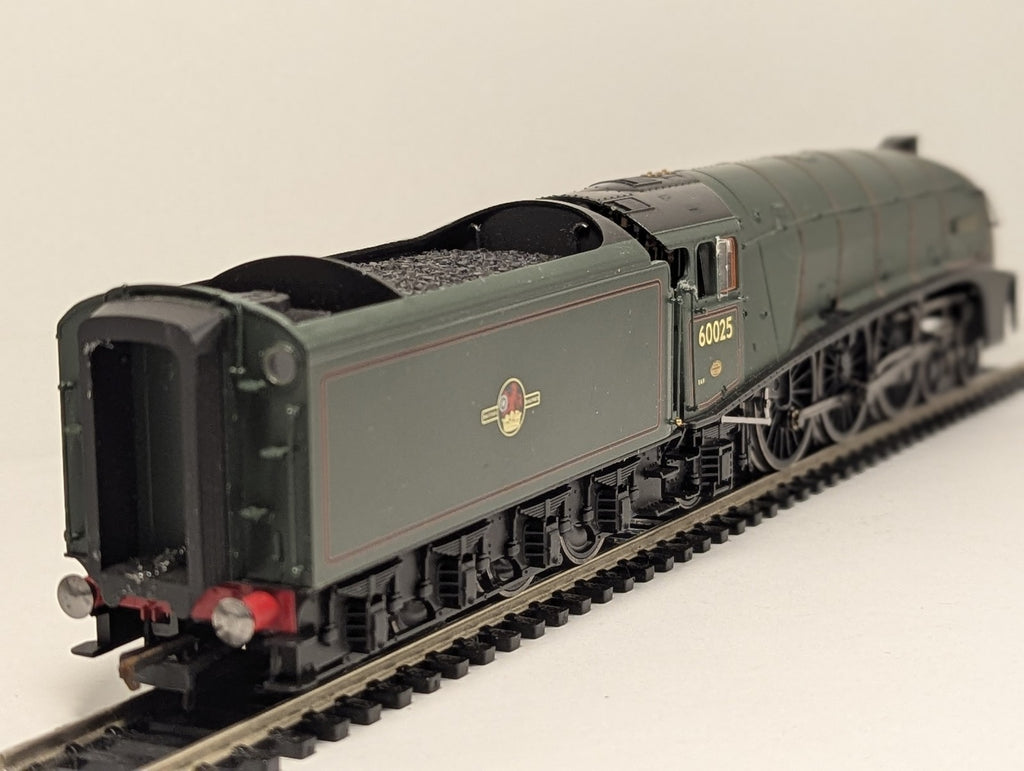 Hornby OO Gauge Class A4 60025 'Falcon' Steam Locomotive BR Green