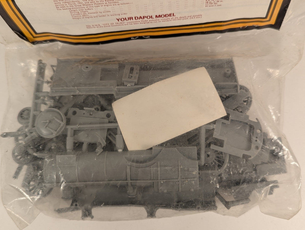 Dapol OO Gauge G.W.R. City Class 4-4-0 City of Truro Locomotive Kit 3440