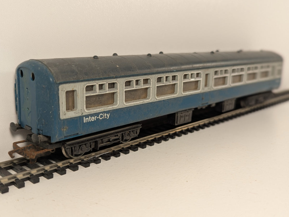 Hornby OO Gauge BR Mk2 Passenger Coach Blue Grey