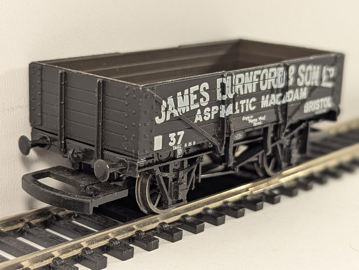 Hornby OO Gauge 7 Plank Open Wagon James Durnford & Son Ltd 37