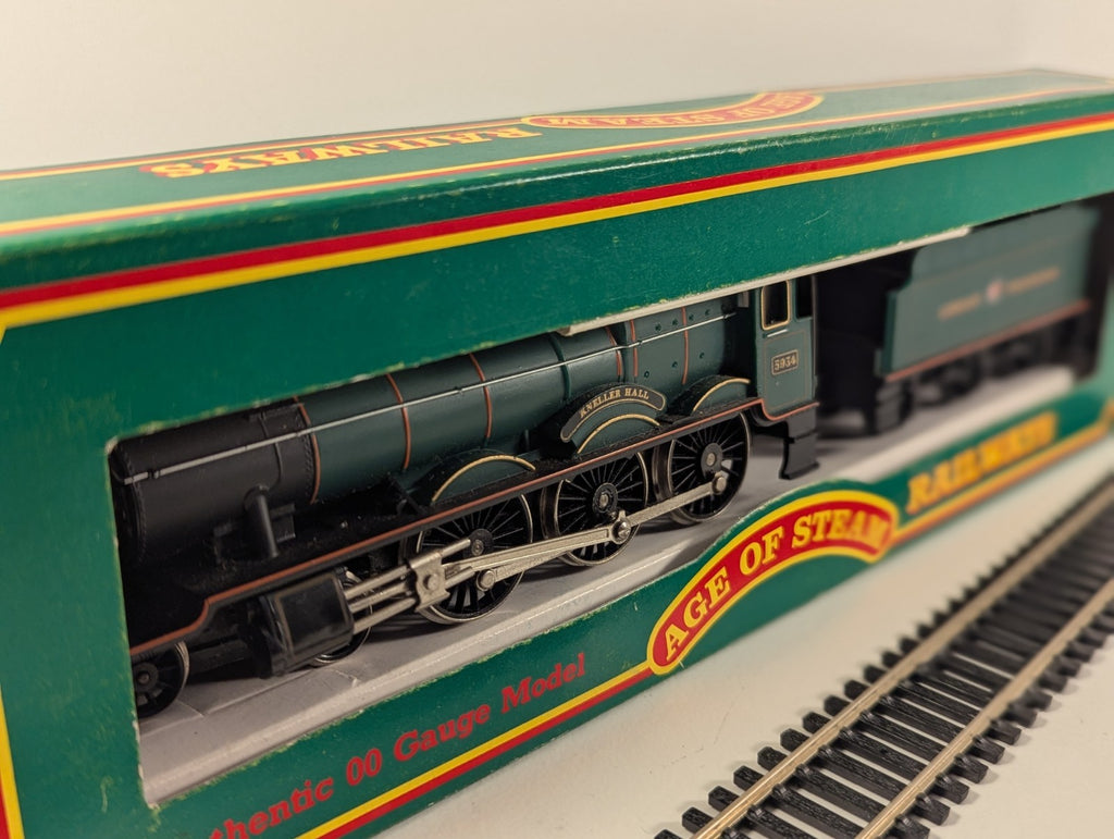 Hornby R761 GWR ‘Kneller Hall’ Class 4-6-0 – No. 5934