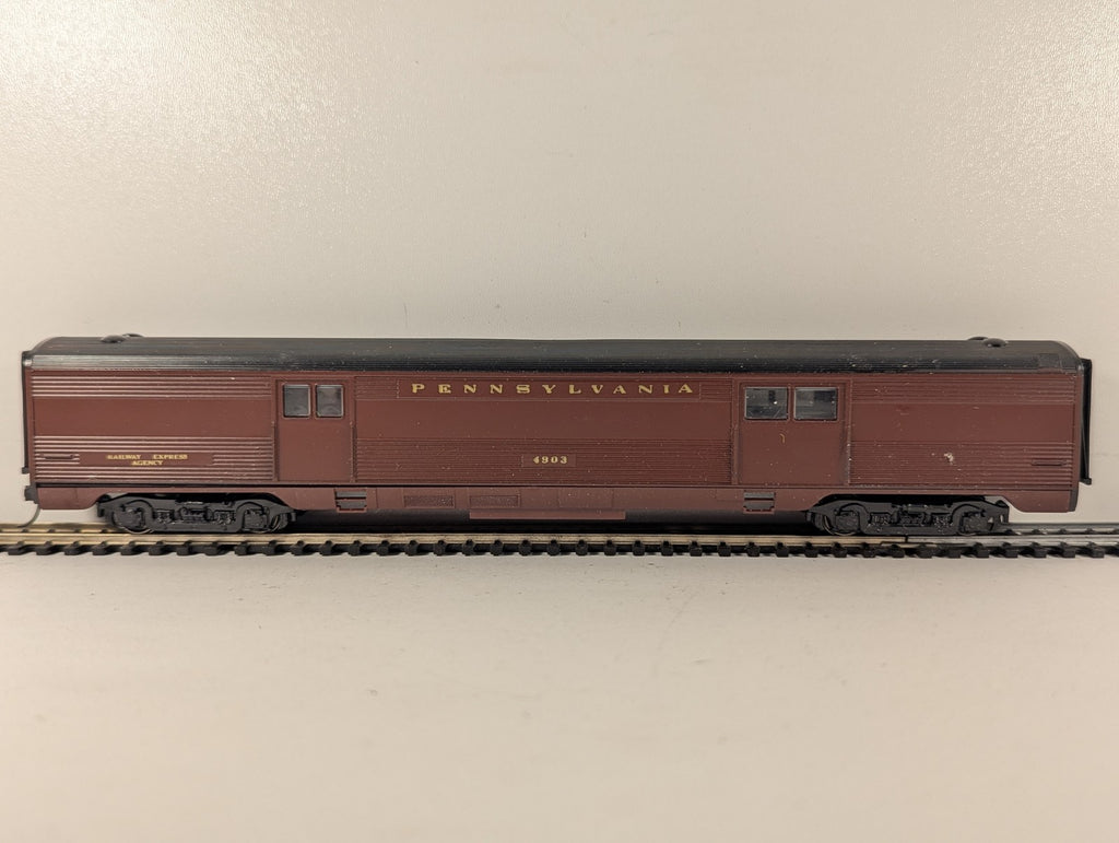 Athearn HO Scale Streamlined Baggage Car 4903 Pennsylvania Railroad 1782