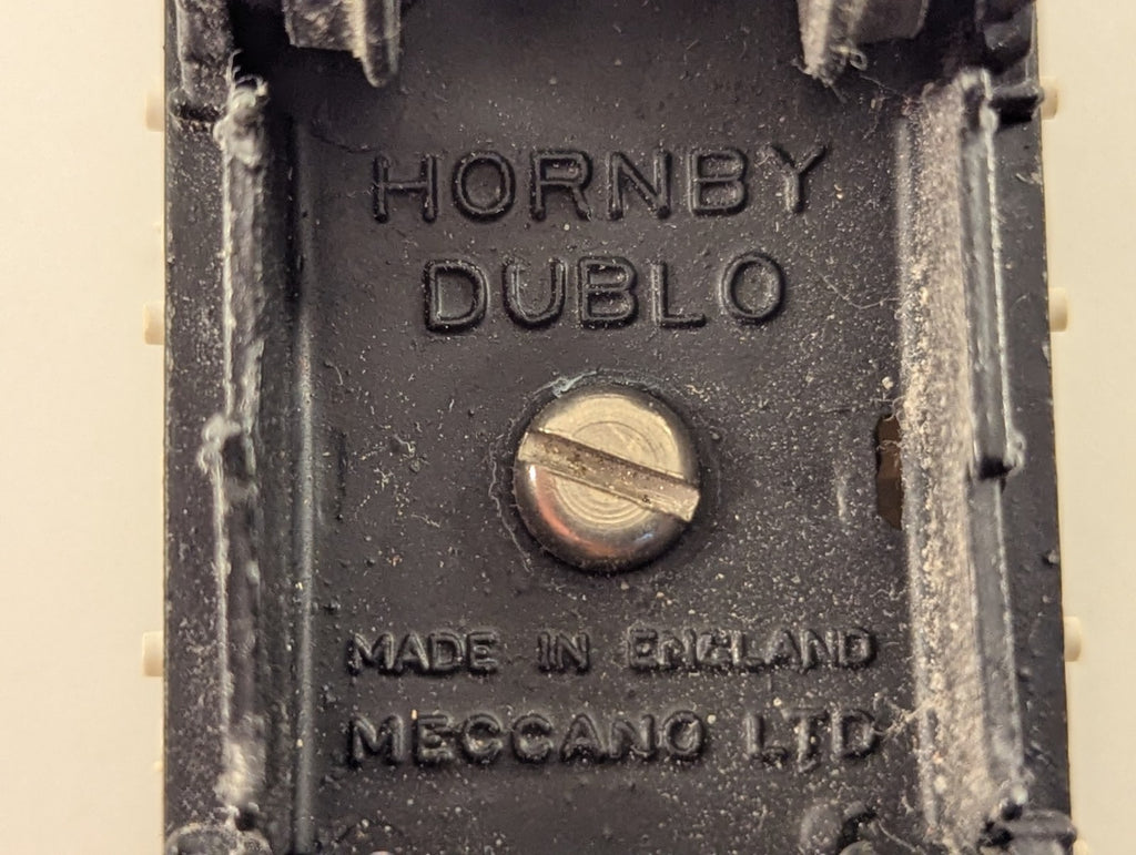 Hornby Dublo 4320 Mica B 6 Ton Refrigerator Van OO Gauge - Chipped Paint