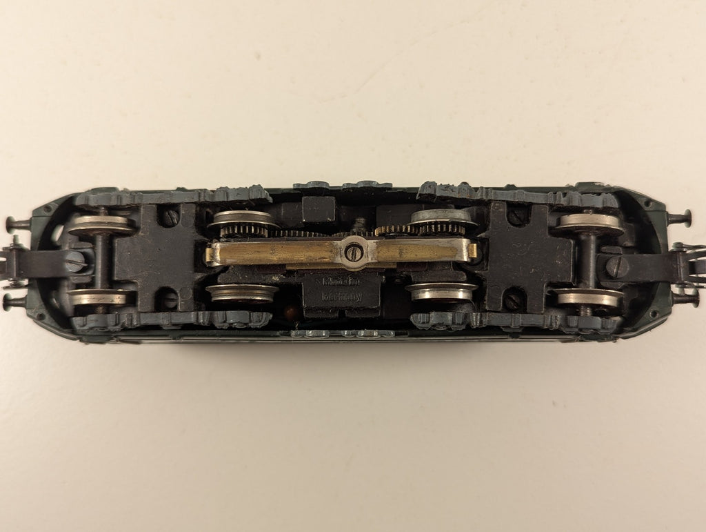 Märklin HO Gauge SBB Class Re 4/4 I Electric Locomotive 427 SBB Green RET 800