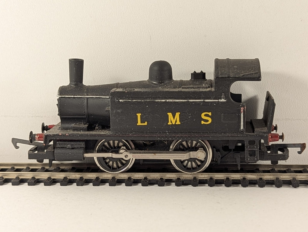 Hornby OO Gauge 0-4-0 Tank Locomotive Steam Locomotive LMS Black