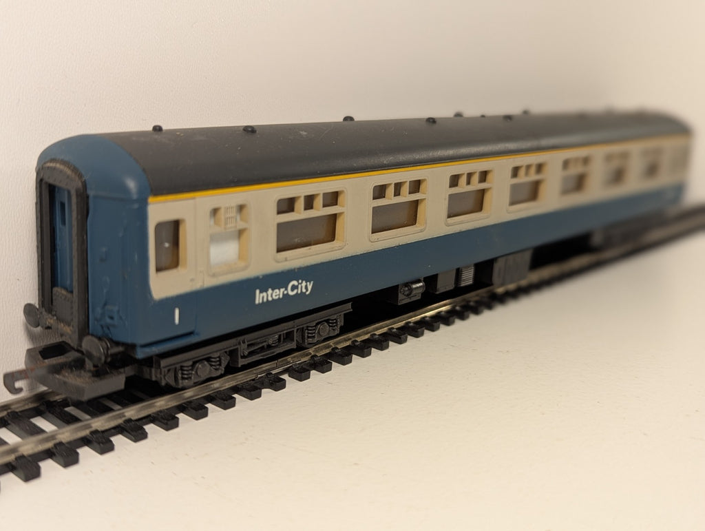 Lima OO Gauge BR Mk2 Coach W13493 Blue & Grey