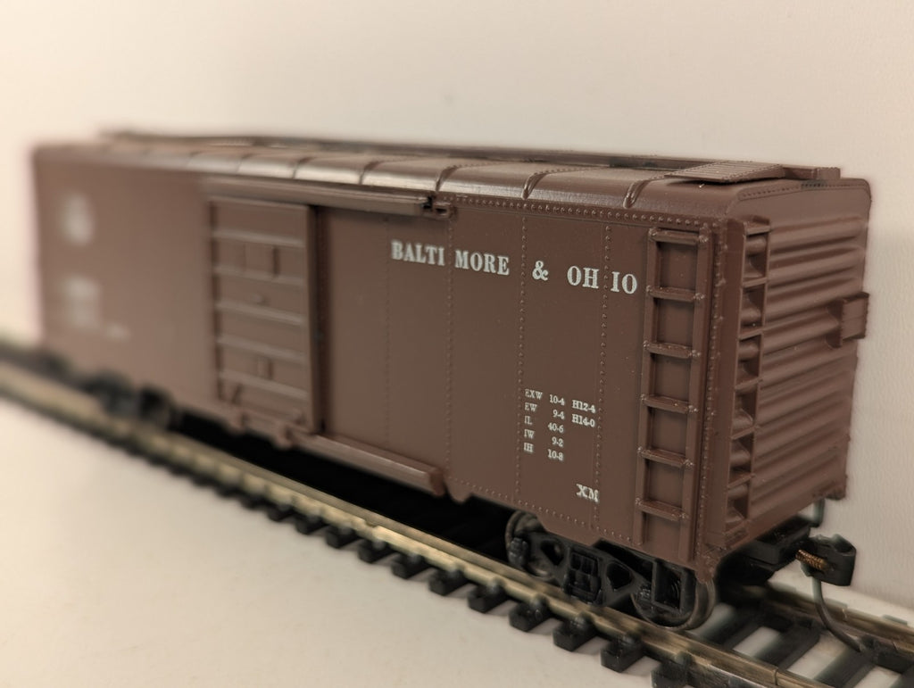 Accurail HO Gauge 40' AAR Steel Boxcar 382000 Baltimore & Ohio
