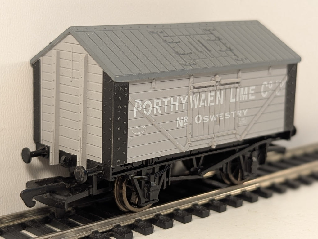 Dapol B619 OO Gauge Porthywaen Lime Co Wagon - Boxed