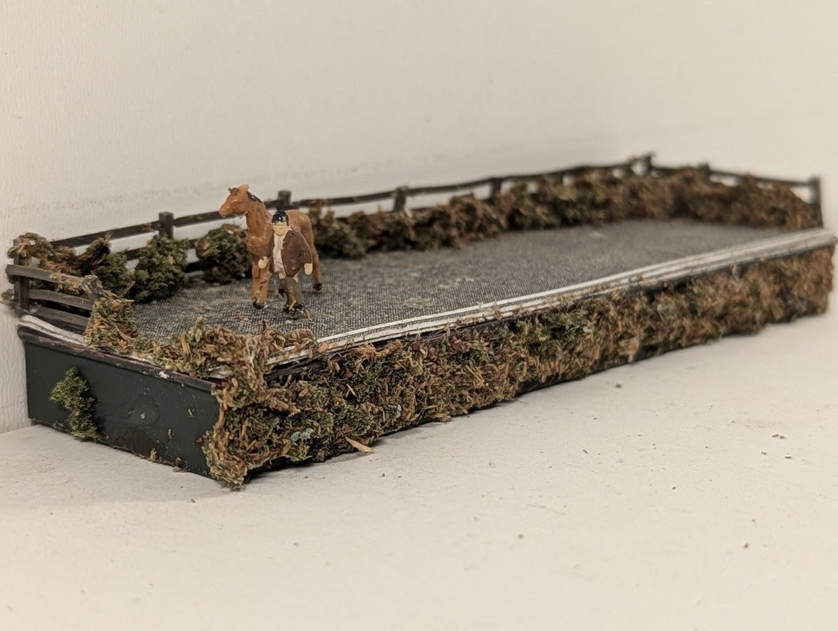 Scratchbuilt N Gauge Roadside Diorama with Horse and Groom Scenic Accessory