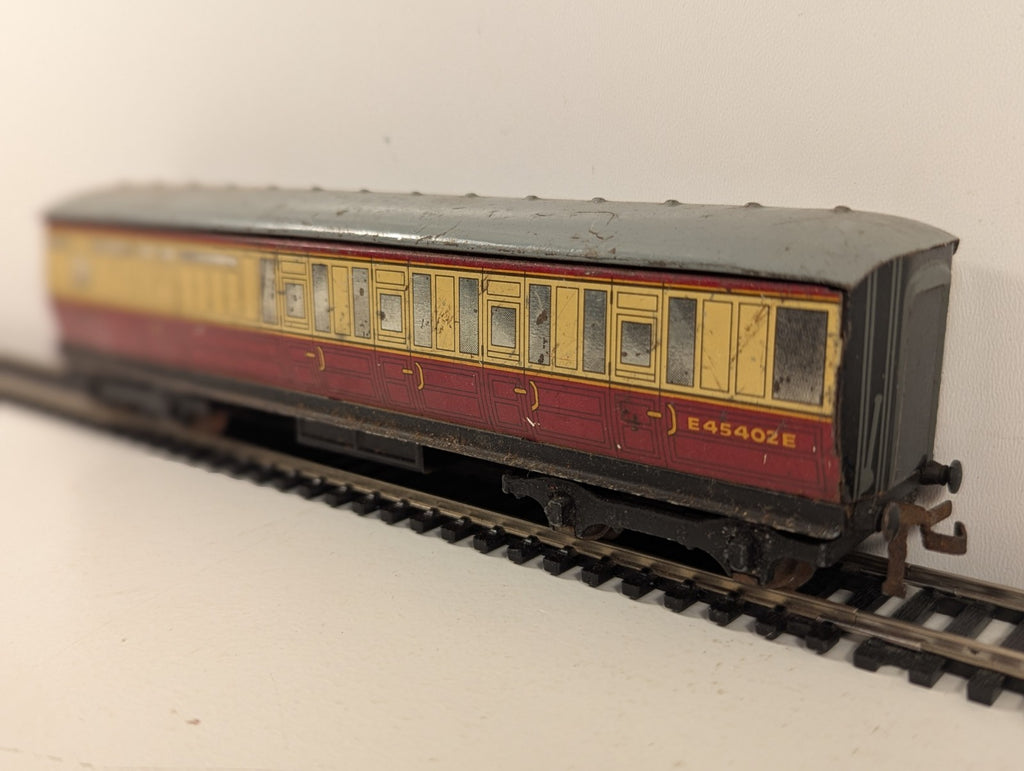 Hornby Dublo 32014 D11 Gresley Corridor Brake Third Coach OO Gauge
