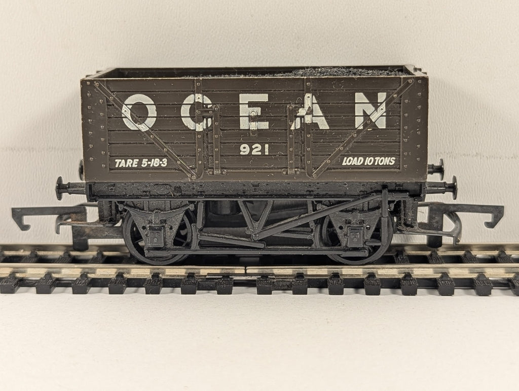 Hornby OO Gauge 7 Plank Open Wagon 'Ocean' Goods Wagon 921 Ocean Brown R.010