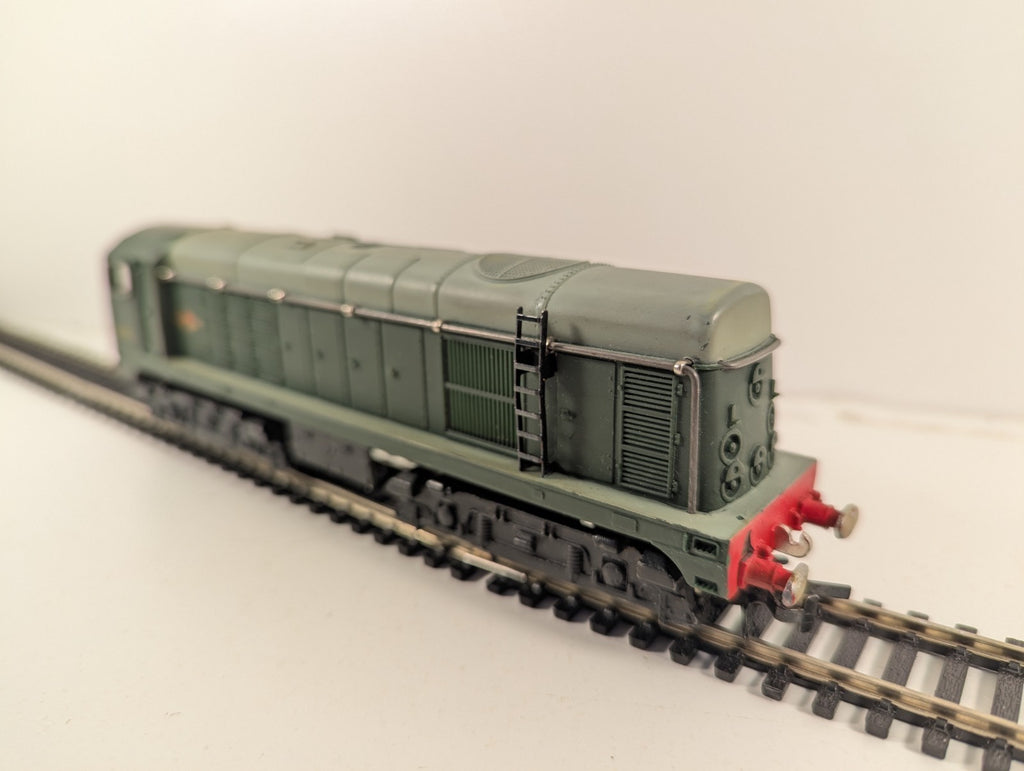 Hornby-Dublo L30 1,000 B.H.P. Bo-Bo Diesel Electric Locomotive BR Green
