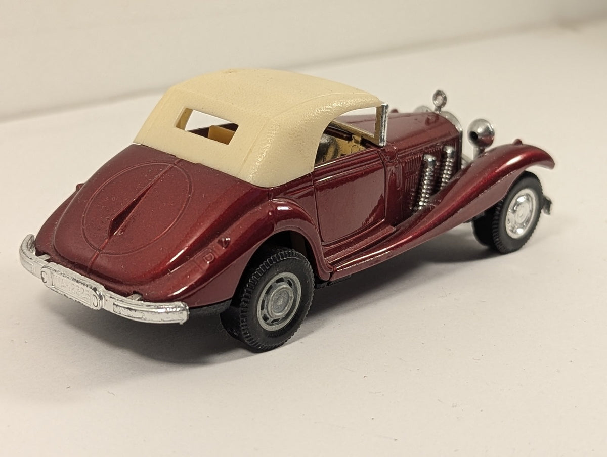 Yatming Mercedes 540K Cabriolet Die-cast Car Dark Red and Cream 8502