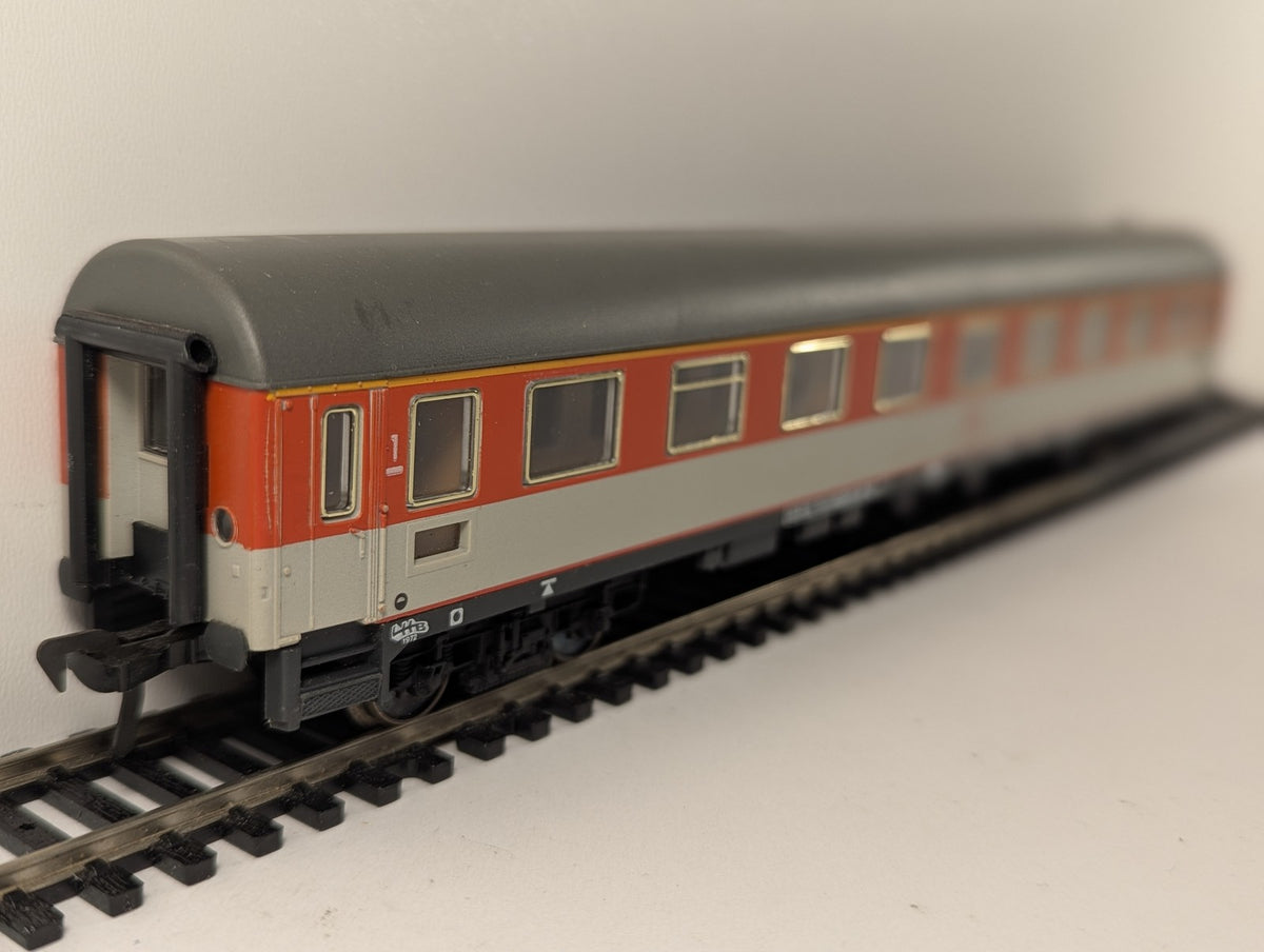 Fleischmann H0 Gauge DB Aüm 203 1st Class Coach Passenger Coach