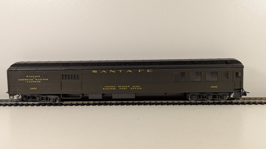 Rivarossi HO Scale Santa Fe Combination Car Passenger Car 2602 Santa Fe Green