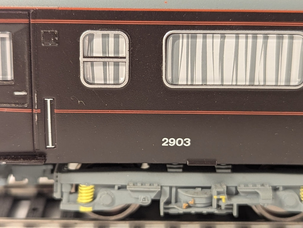 Hornby OO Gauge Mk3 Royal Train Queen's Saloon Passenger Coach 2903 Royal Claret