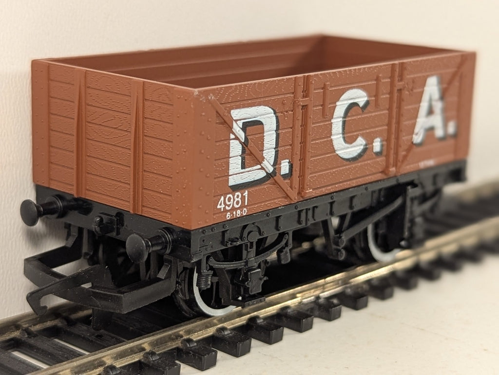 Hornby  R036 DCA Open Wagon Goods Wagon 4981 D.C.A. Brown