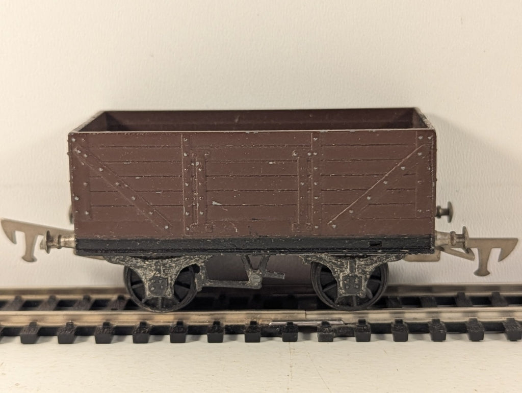 Graham Farish 5 Plank Wagon BR Brown