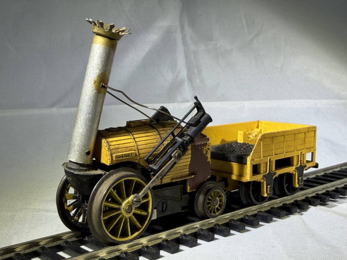 Tri-ang OO Gauge Stephenson's Rocket Steam Locomotive Yellow & Black R.346