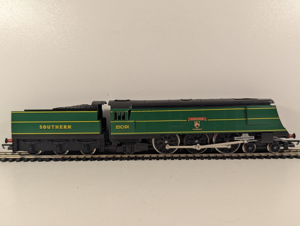 Hornby R320 West Country Class "Exeter" Steam Locomotive OO Gauge - Boxed