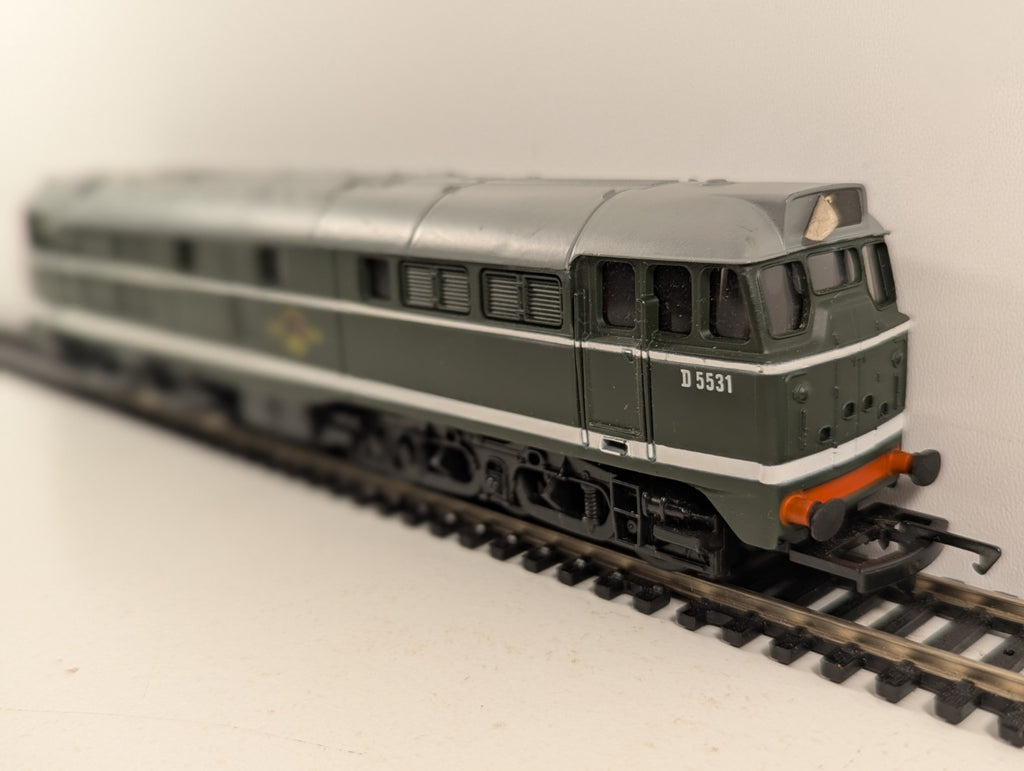 Airfix 54101-9 OO Gauge BR Class 31 Diesel Locomotive - damaged decals