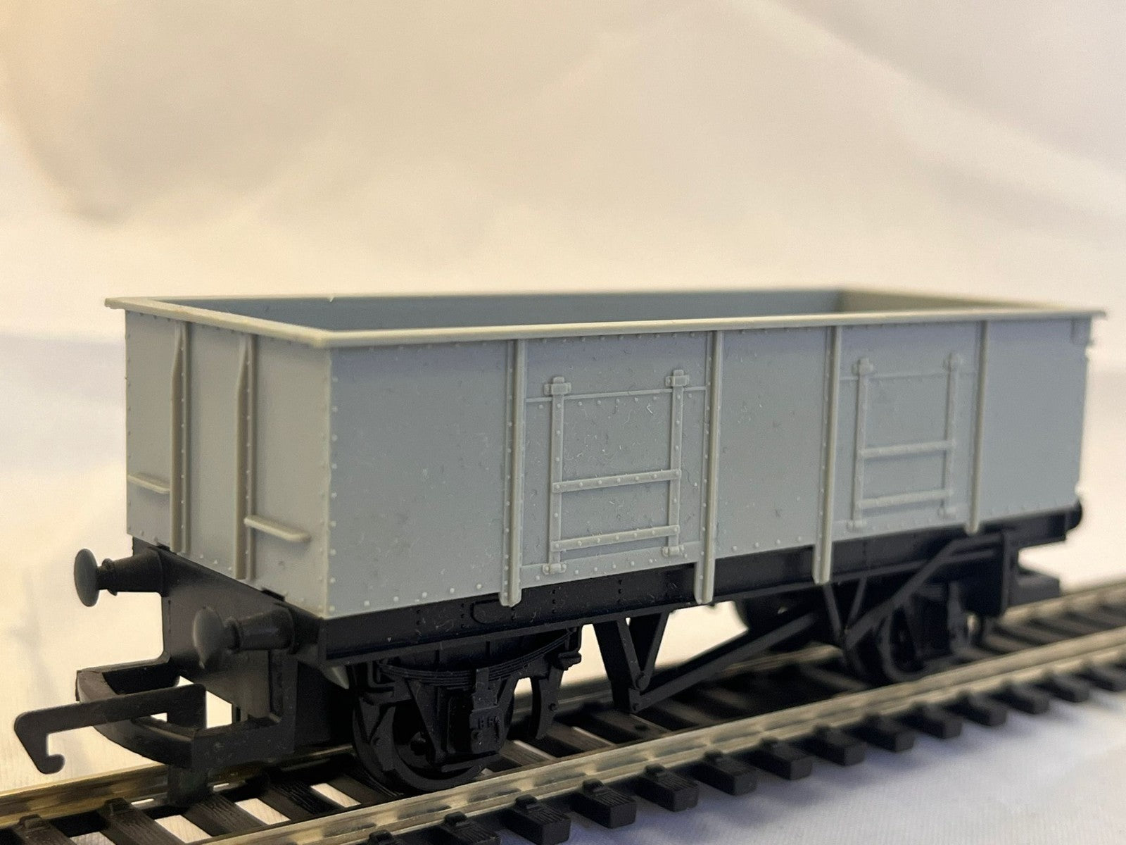 Hornby Large Grey Mineral Wagon