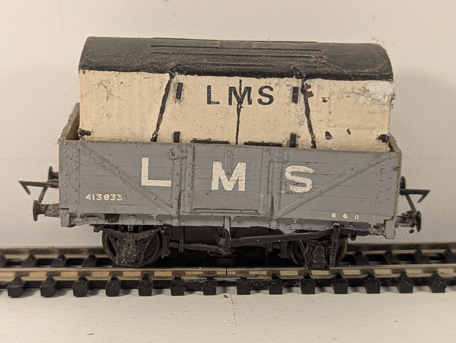 Kitbuilt OO Gauge LMS Open Wagon with Container