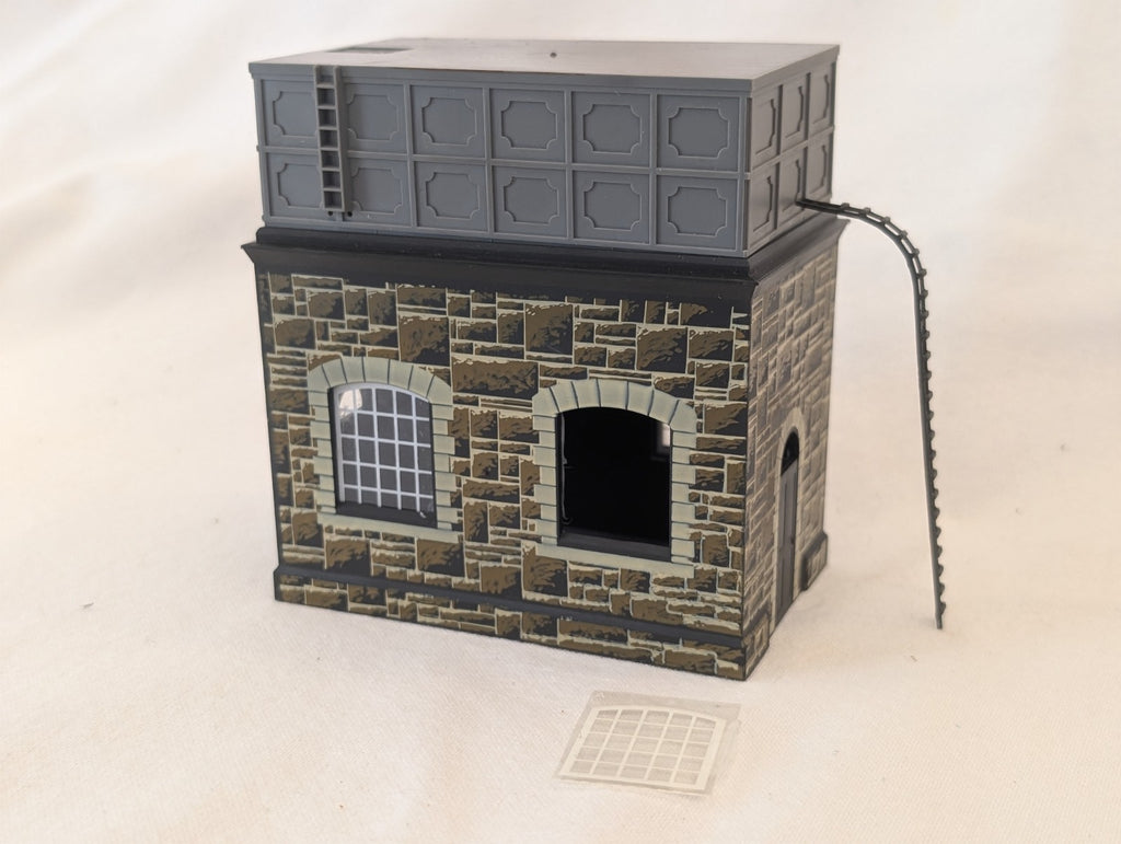 Hornby R.520 OO Gauge Water Tower – Quick Fit Series