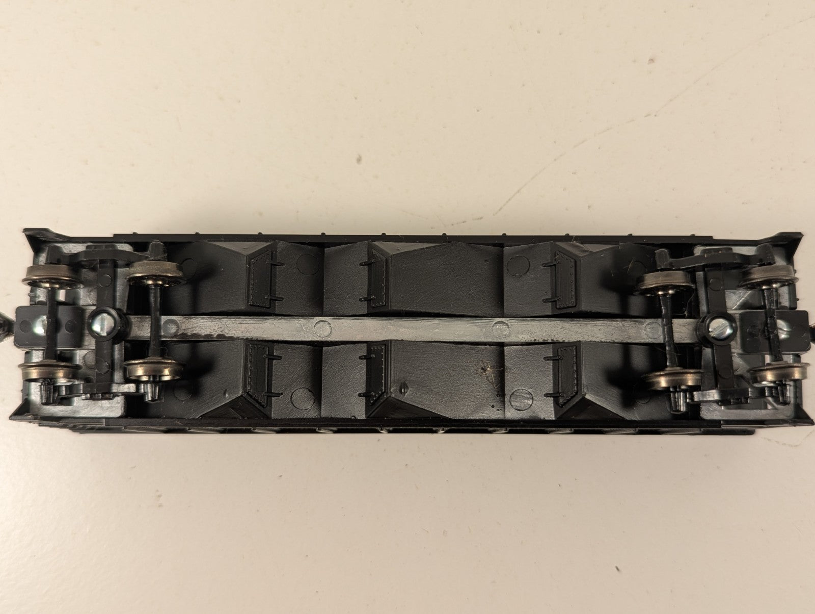 Athearn HO Gauge 3-Bay Offset Side Hopper Wagon 12788 Baltimore & Ohio