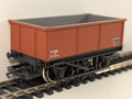 Hornby R239 BR 26T Stone Mineral Wagon finished in BR Bauxite livery.