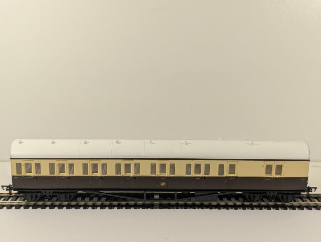 Airfix OO Gauge GWR Suburban B Set Coach Boxed