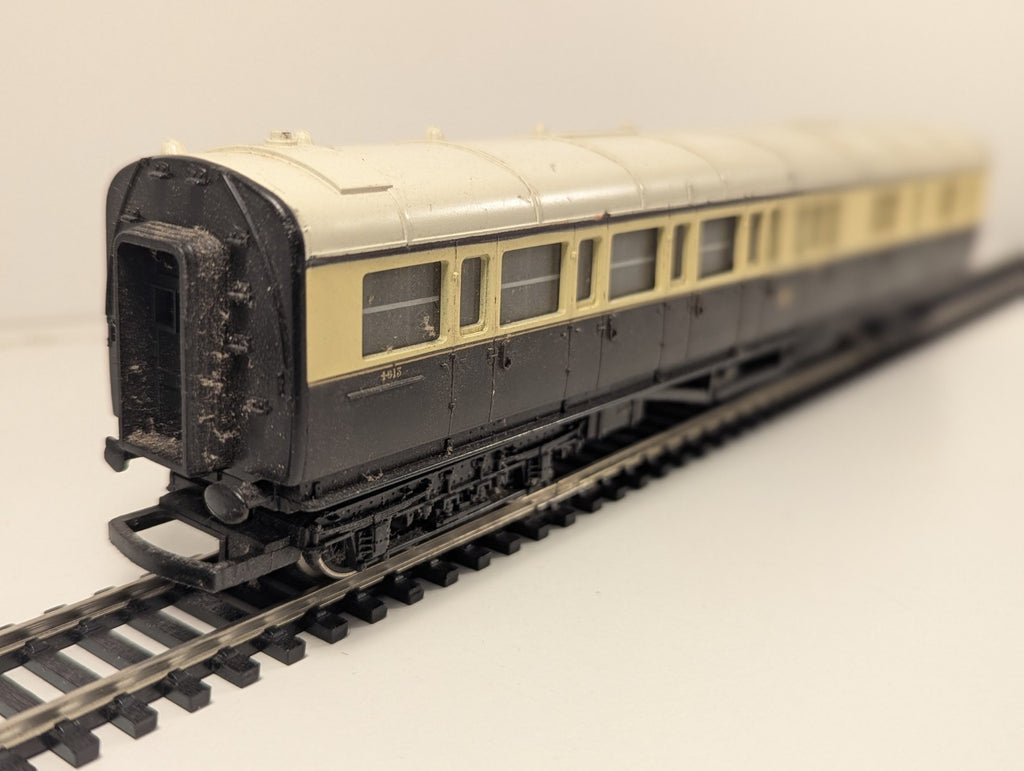 Hornby R457 OO Gauge GWR Collett Corridor Brake Third No. 4913