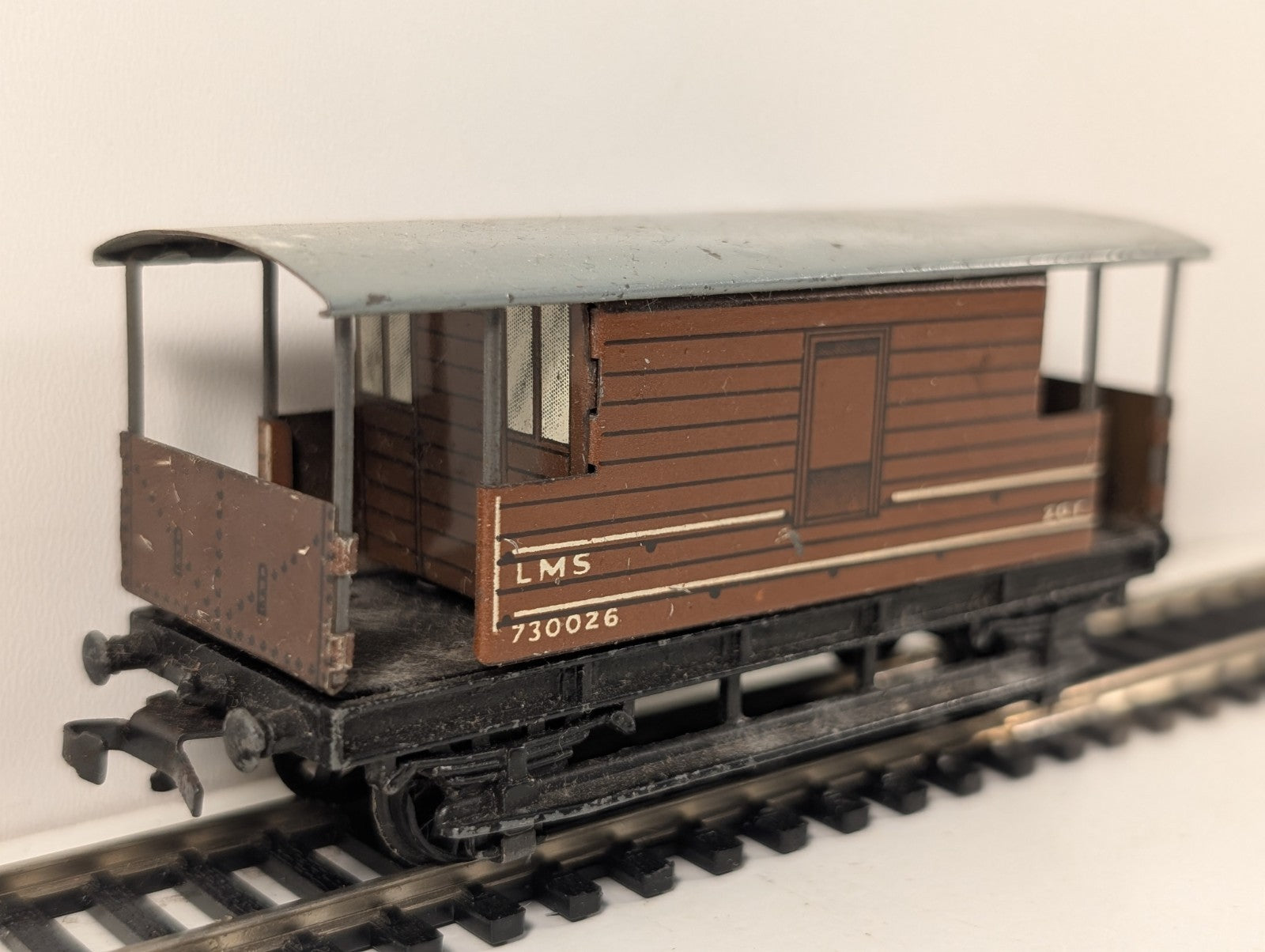 Hornby OO Gauge LMS 20 Ton Brake Van