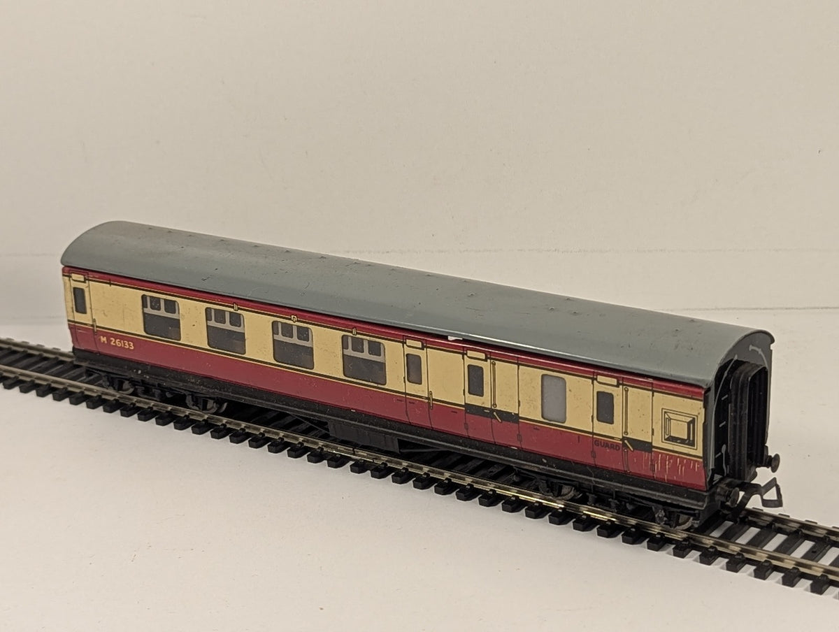 Hornby Dublo OO Gauge BR LMR Corridor Brake Second Coach Passenger Coach M 26133