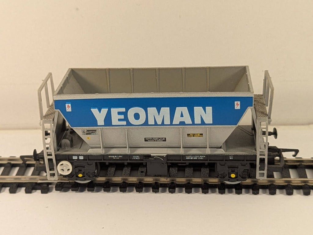 Hornby R213 PGA Hopper Wagon