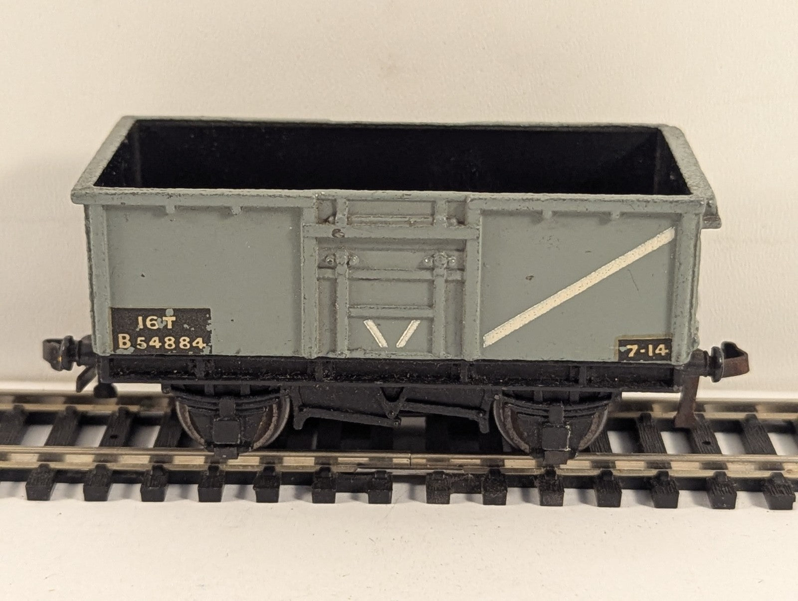 Hornby Dublo OO Gauge 16 Ton Mineral Wagon