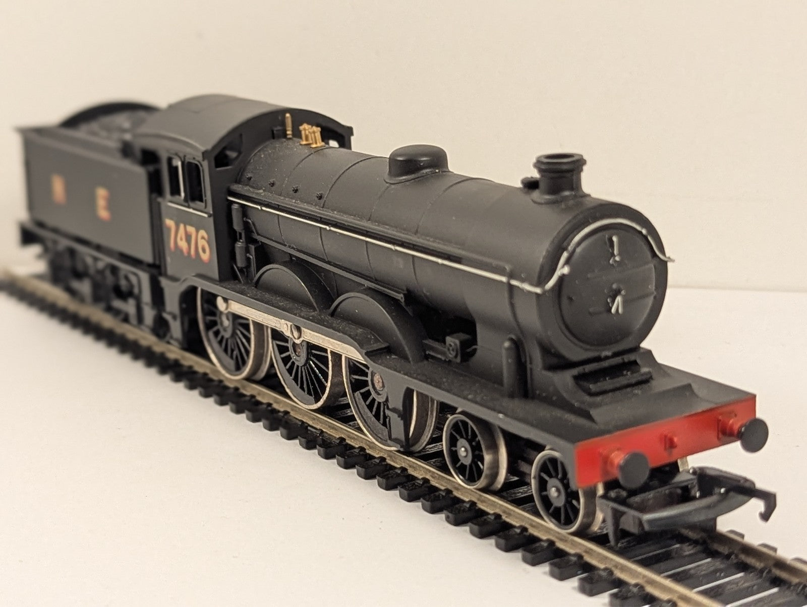 Hornby R150 LNER B12 Class Steam Locomotive OO Gauge - Boxed