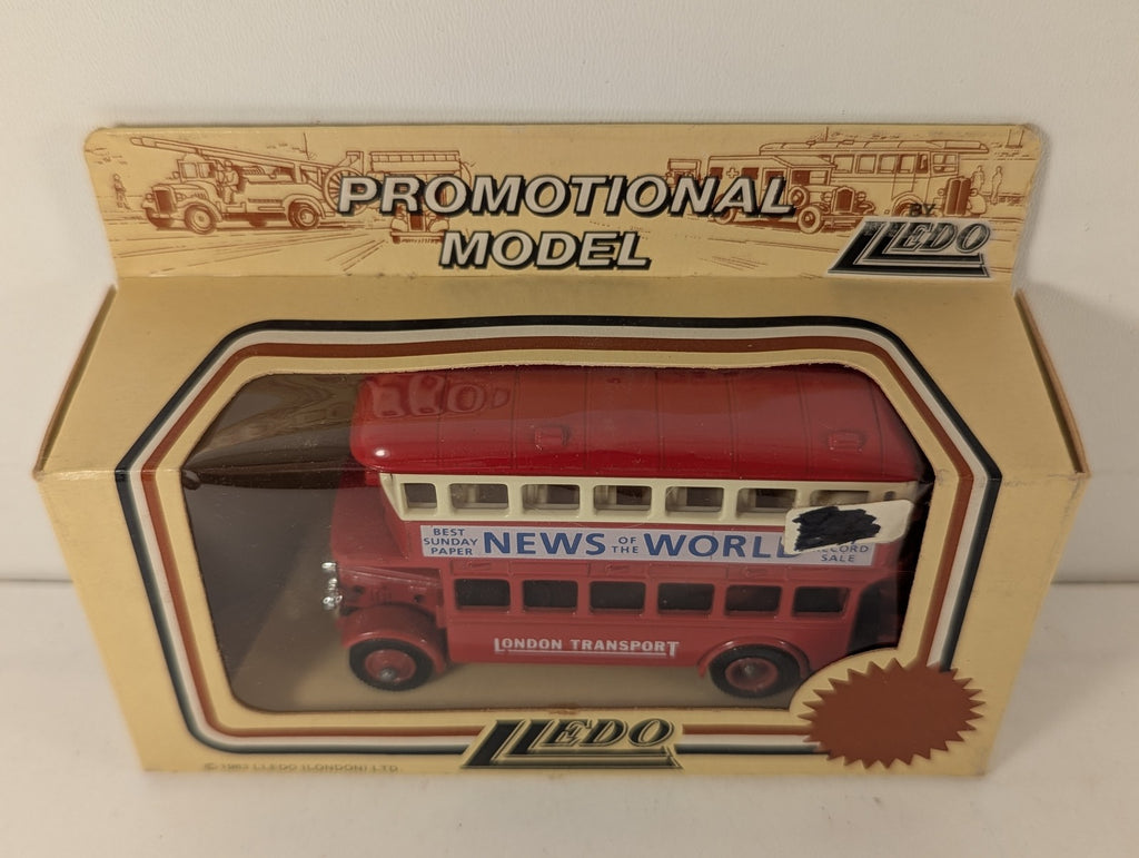 Lledo London Transport Double Decker Bus Die-cast Model Bus