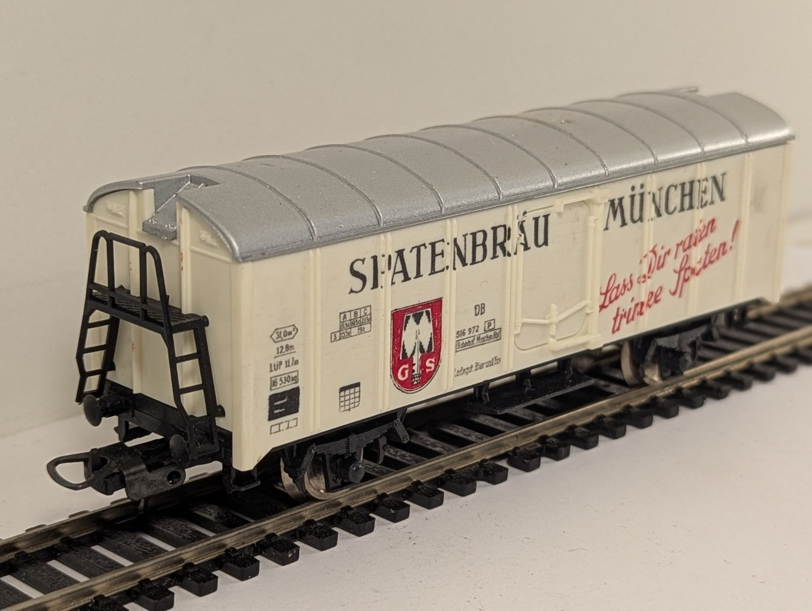 Lima HO Gauge White Spatenbräu Beer Refrigerator Car Boxed