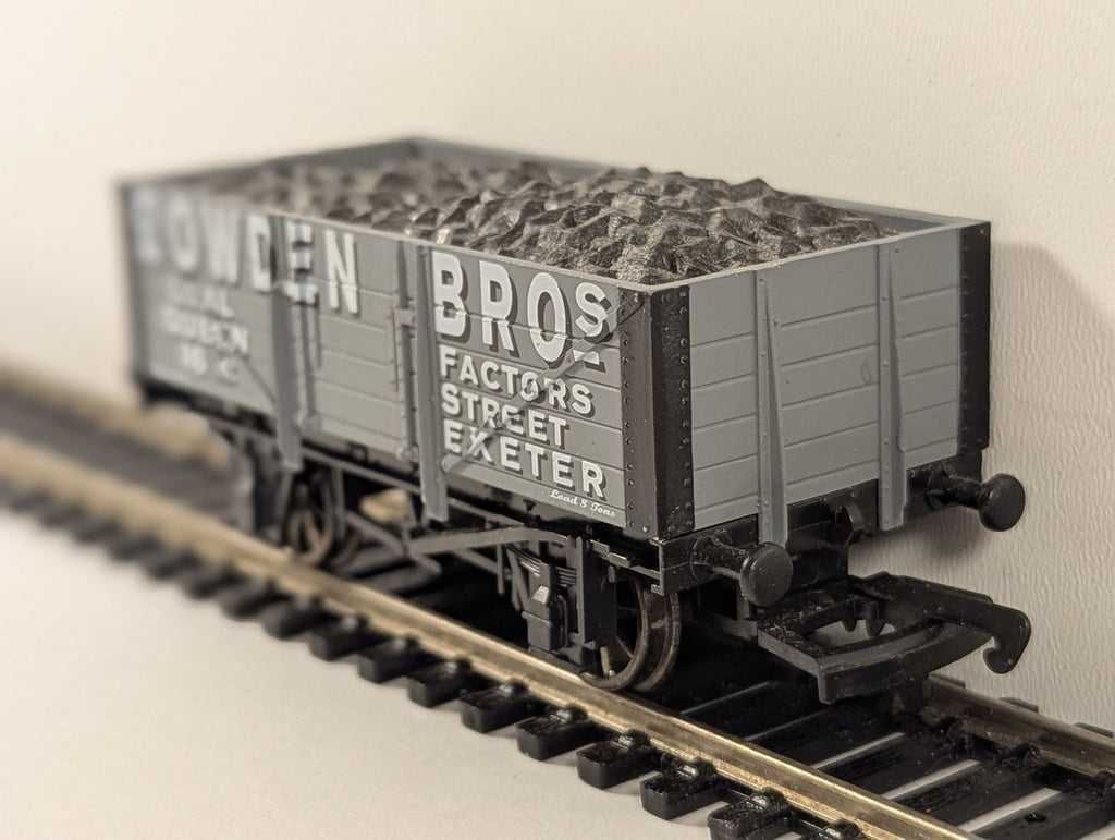 Dapol OO Gauge Bowden Bros Exeter 5 Plank Open Wagon Goods Wagon 16