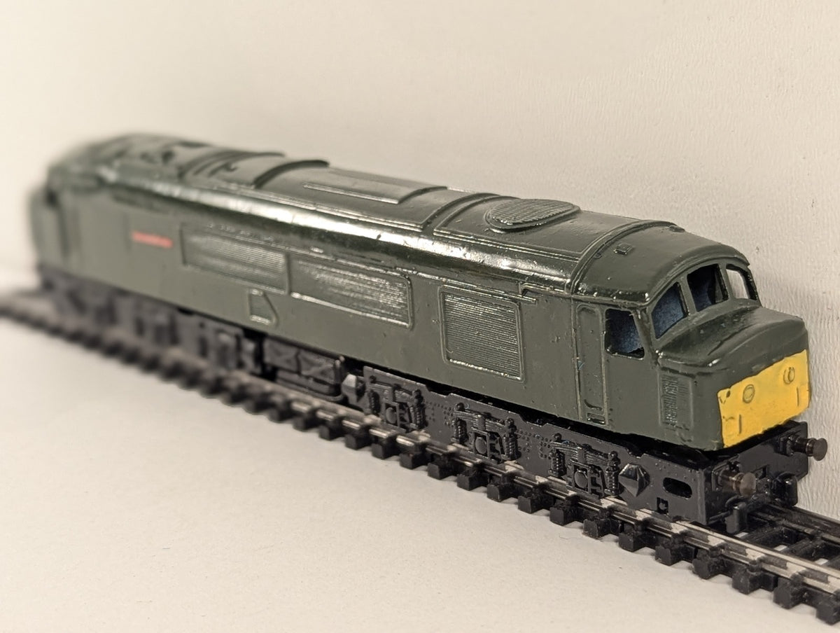Hornby Minitrix N Gauge Class 45 Peak Diesel Locomotive BR Green N 302