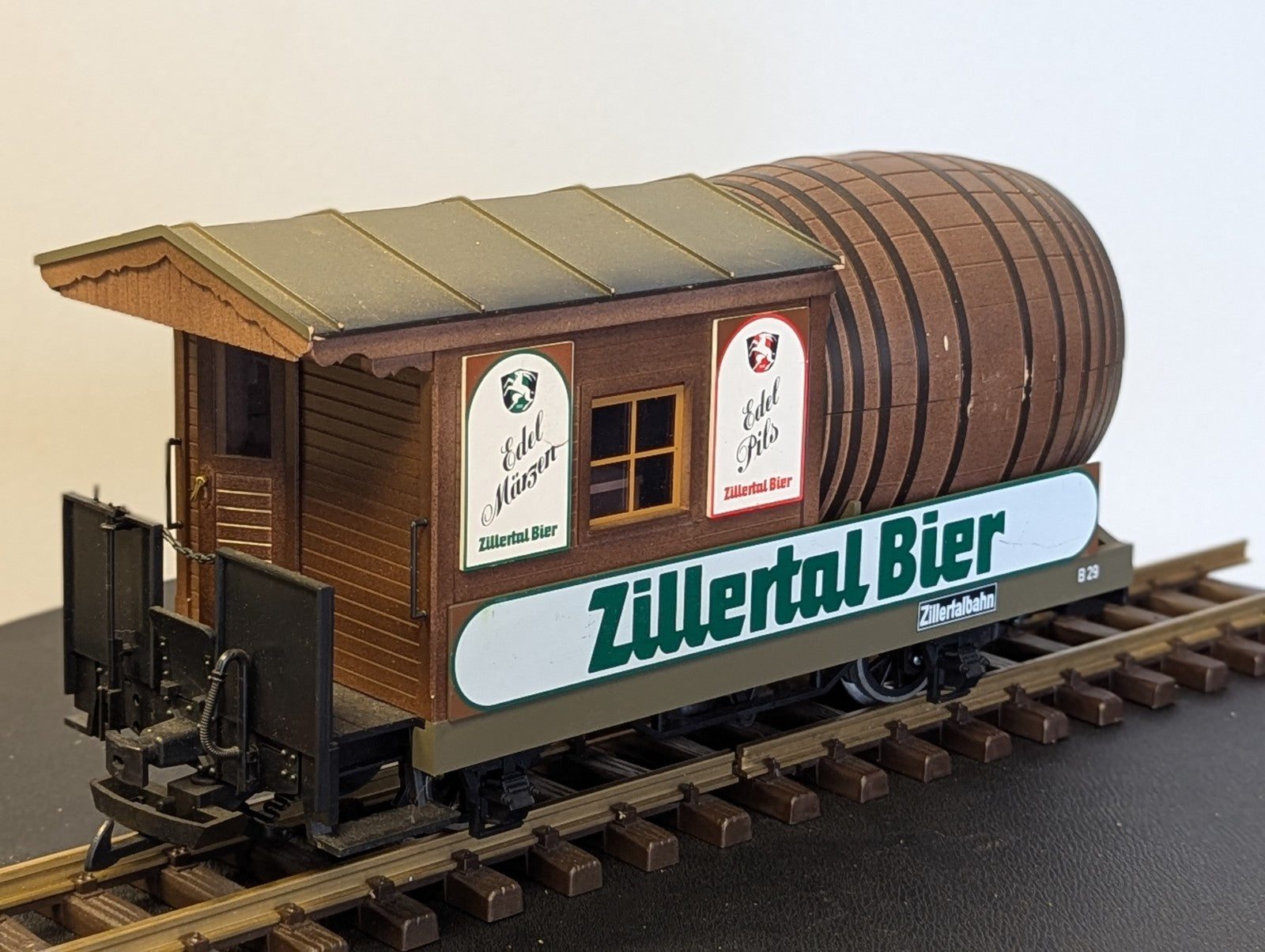 LGB G Scale Zillertal Bier Barrel Wagon Goods Wagon B 29