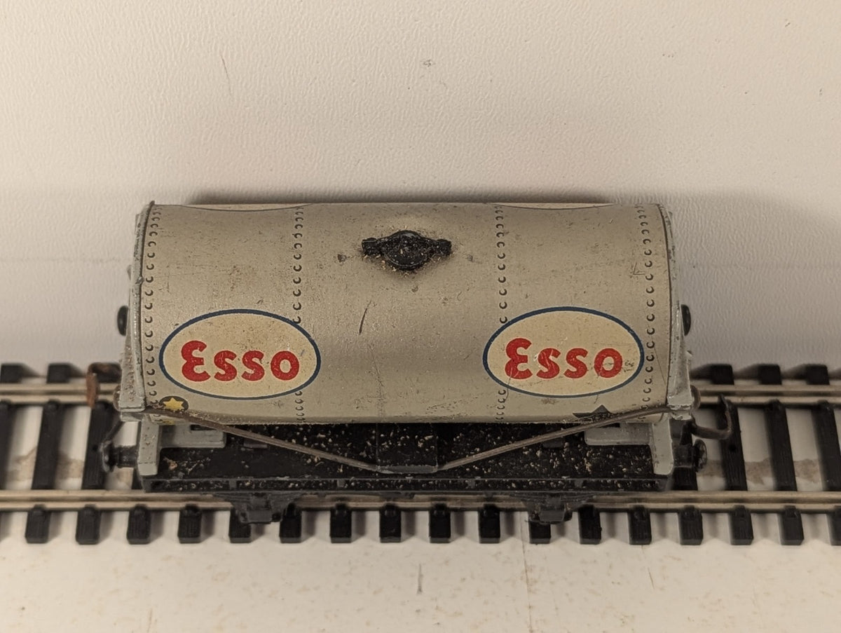 Hornby Dublo OO Gauge Esso Petrol Tank Wagon Goods Wagon Esso Silver