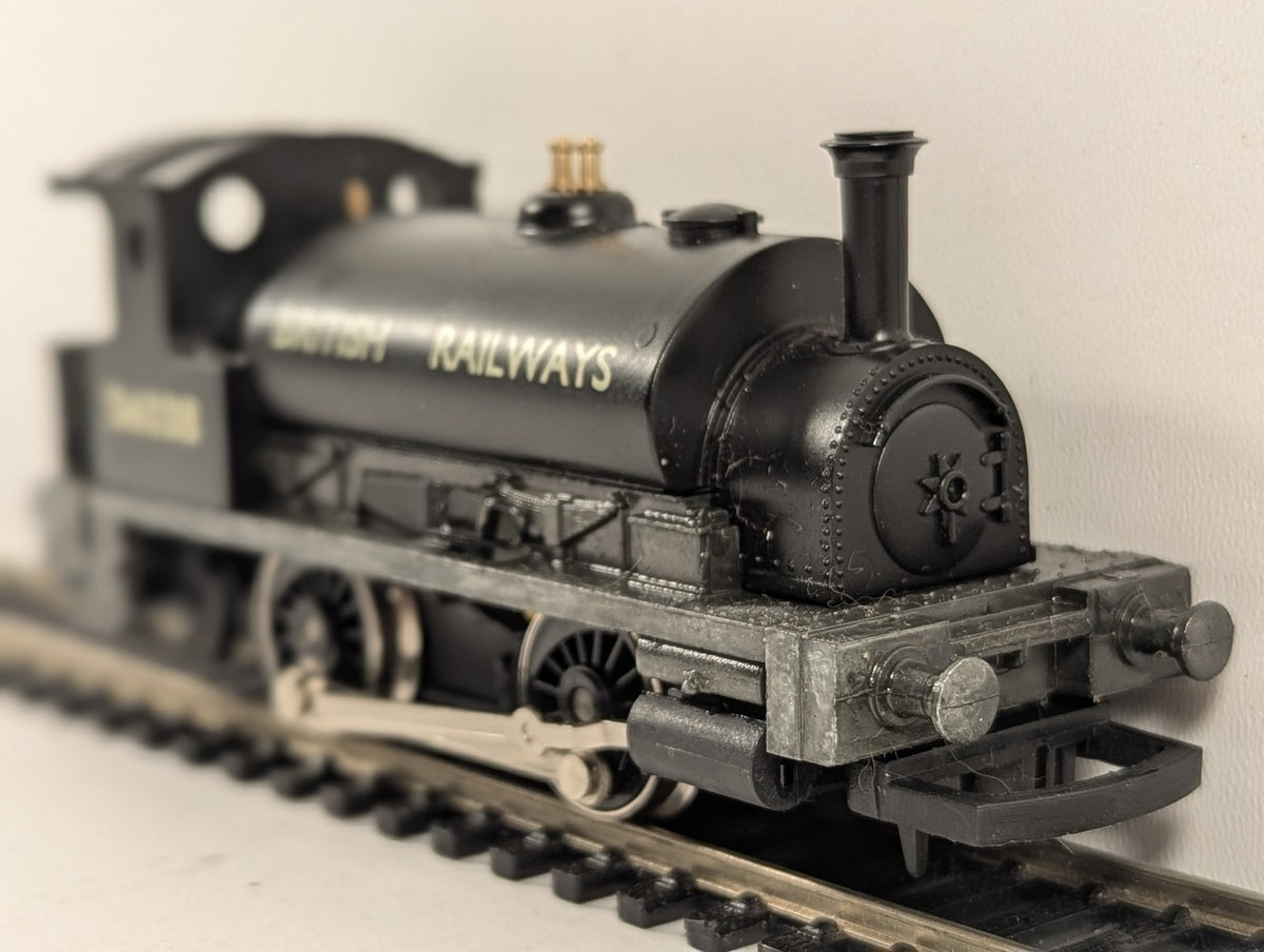 Hornby OO Gauge Class 101 Holden 0-4-0T Steam Locomotive 56038 BR Black R2439
