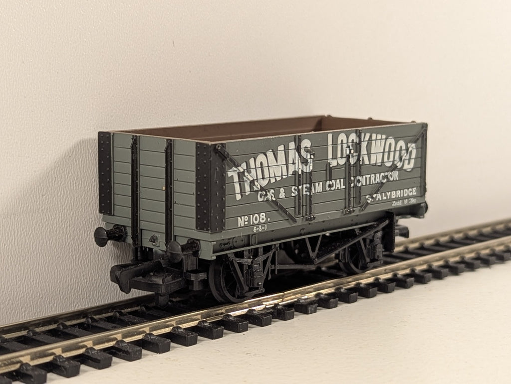 Replica Railways 13211 OO Gauge Thomas Lockwood 7 Plank Wagon - Boxed