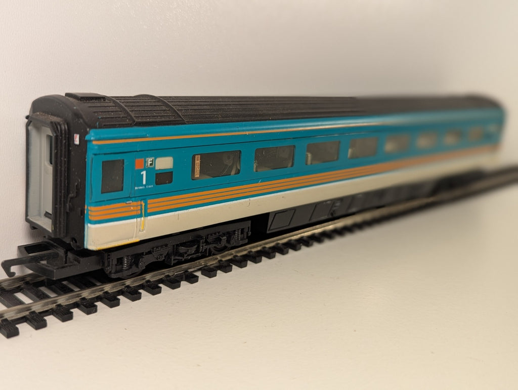 Hornby R4083 OO Midland Mainline Mk3a Open First 41061